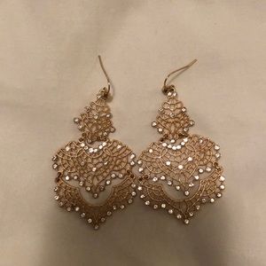 Chandelier earrings